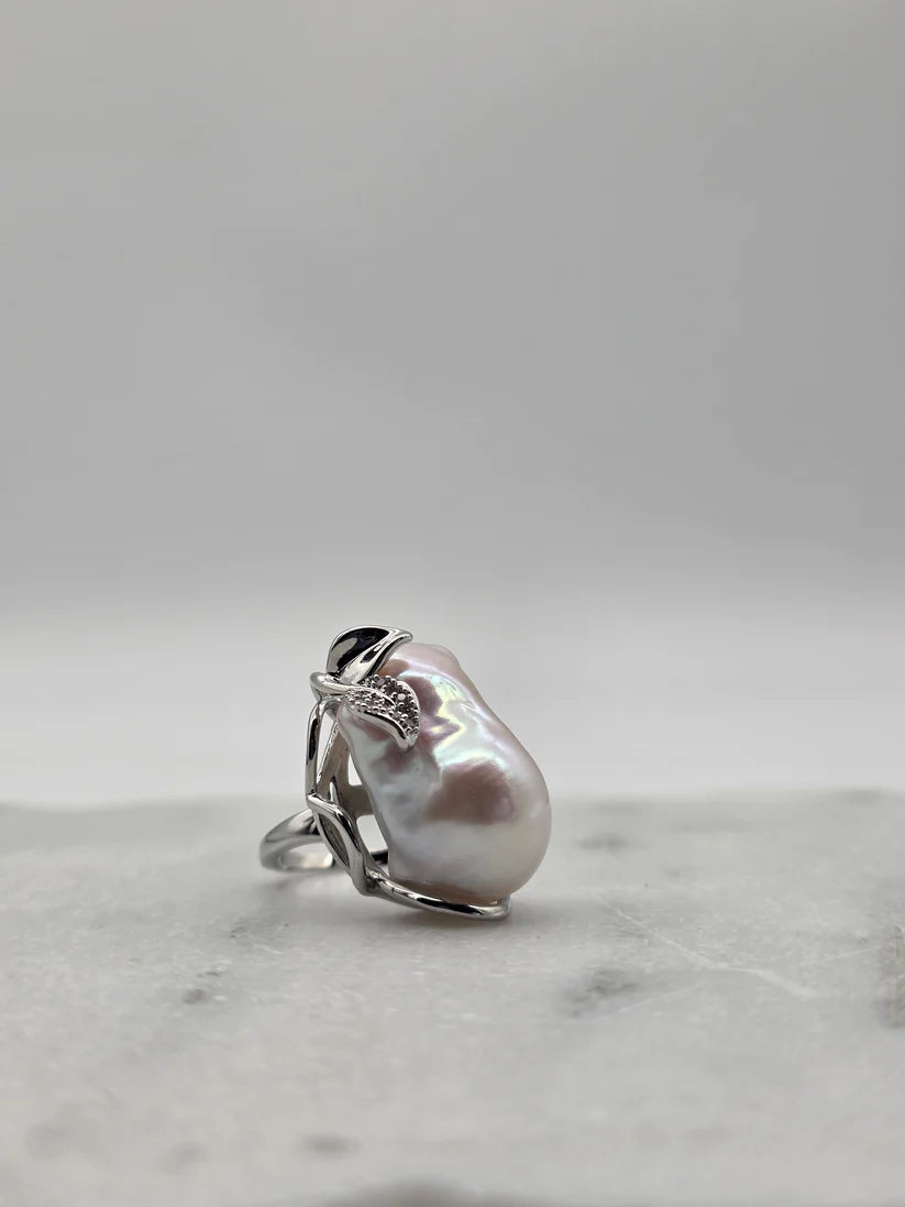 Jaspen Ring - Silver with Freshwater Baroque Pearl