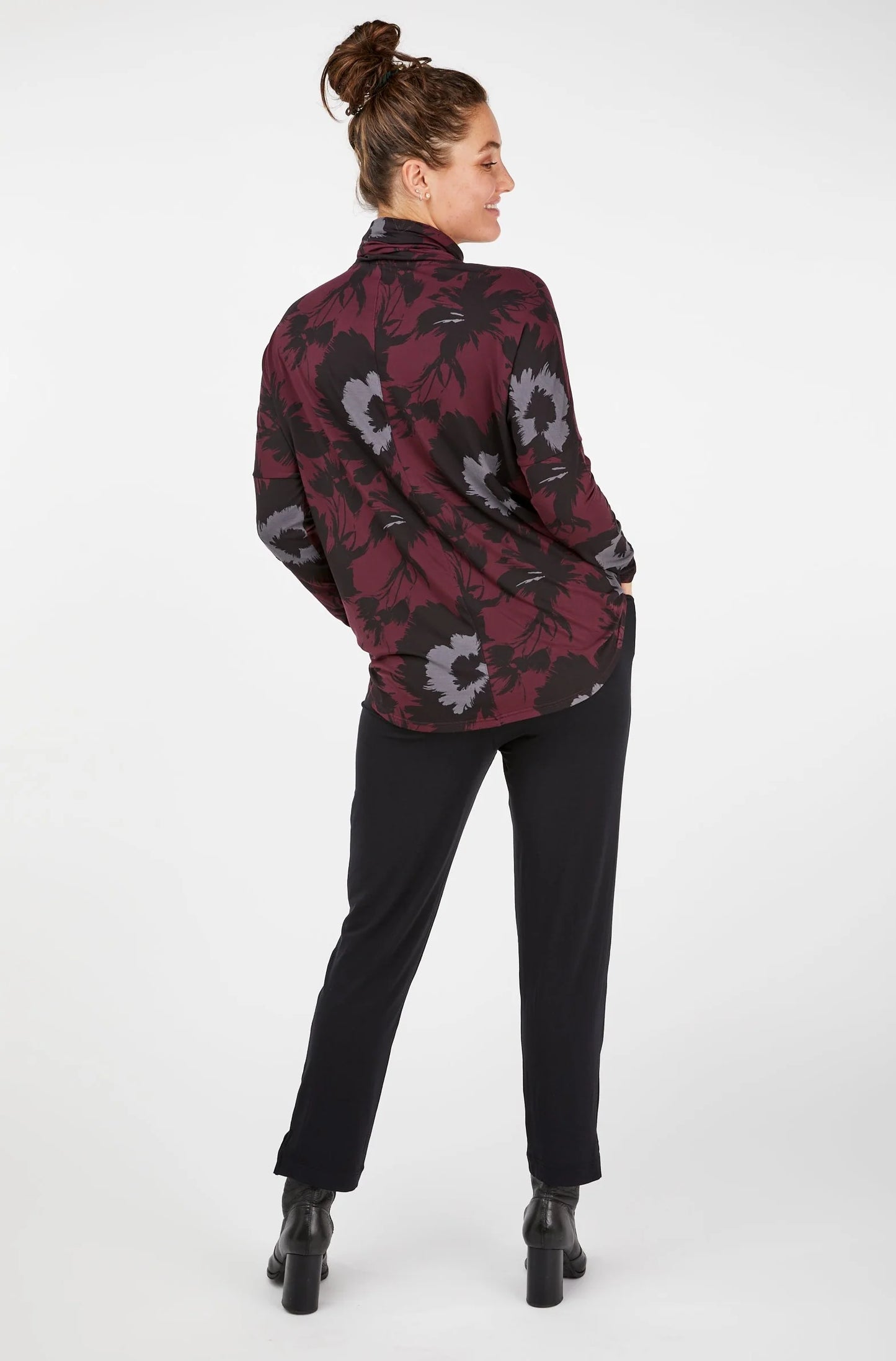 Tani Swing Turtle Neck
