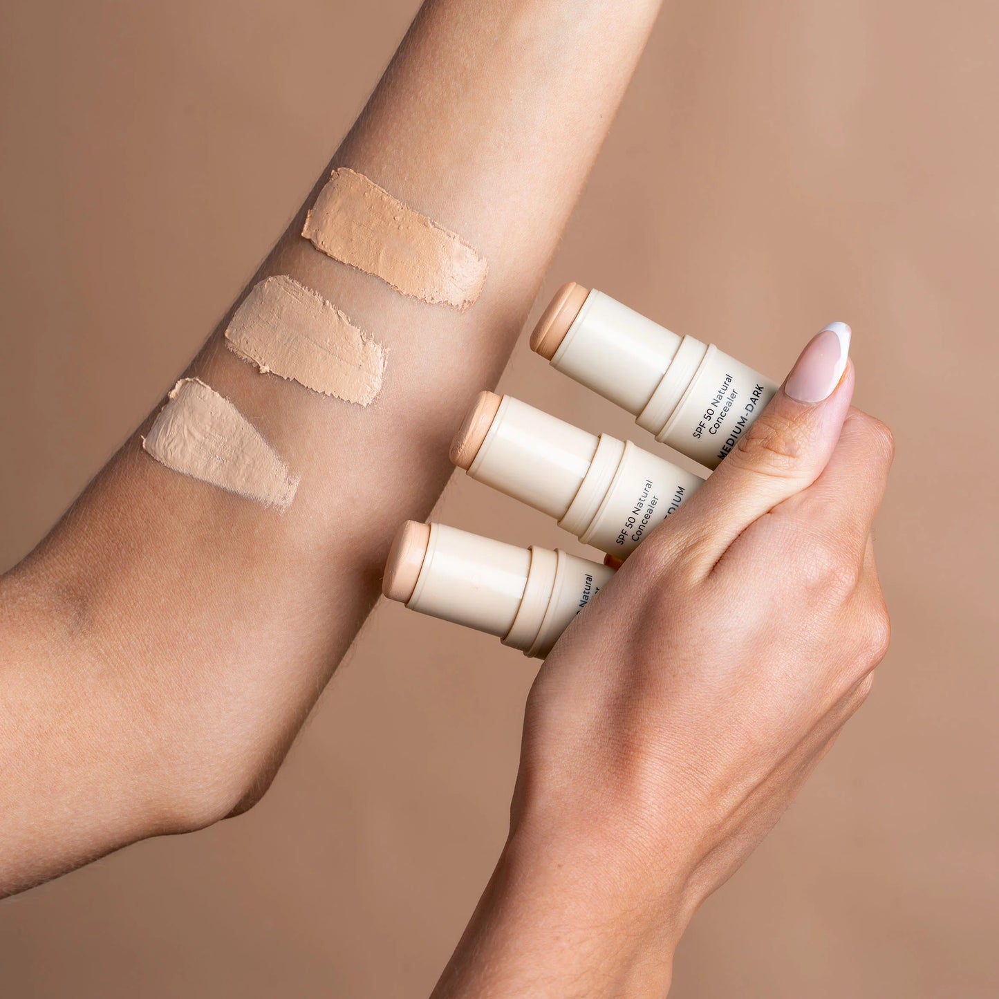 SPF 50 Natural Concealer in Light/Medium