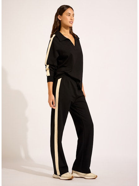 1975 Polo Pullover in Black