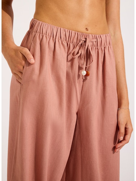 Palmero Drawcord Waist Wide Leg Pant in Mocha