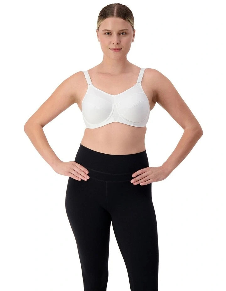 Triaction Ultra Underwire Sports Bra in White