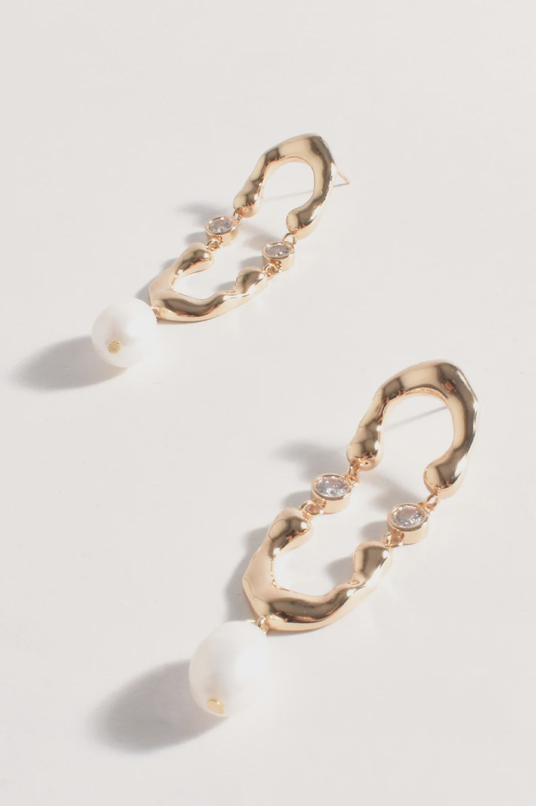 Freshwater Pearl Drop Arch Earrings