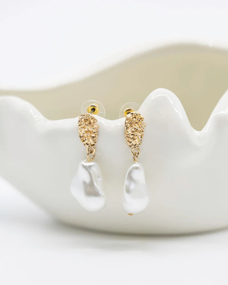 Emellia Earring - 18K Gold with Pearl Drop