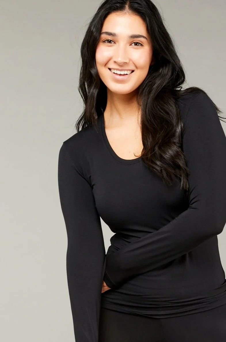 Scoop neck long sleeve