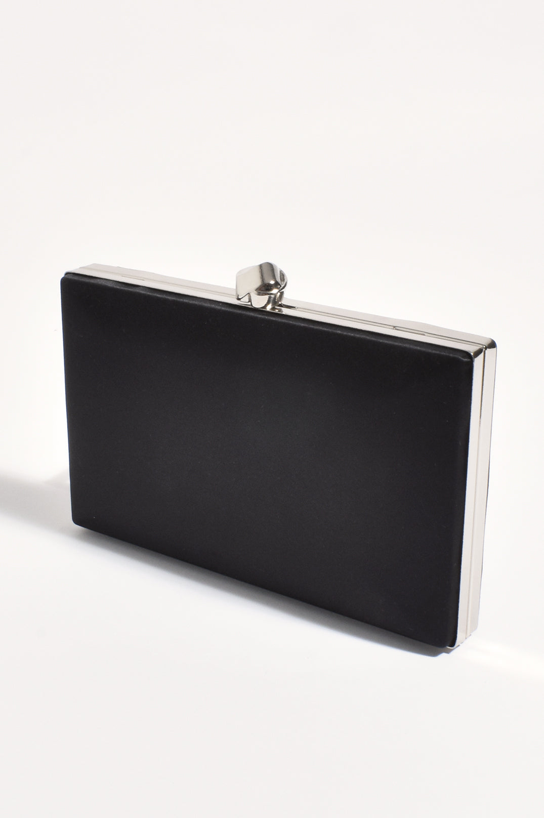 Mira Structured Clutch