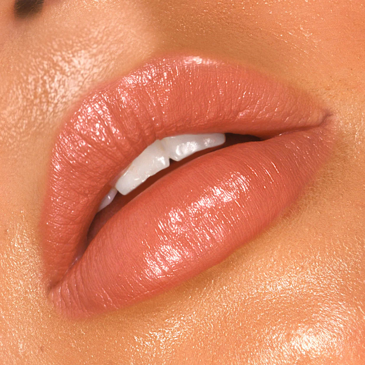 SPF 50 Natural Lip & Cheek Tint in Coral