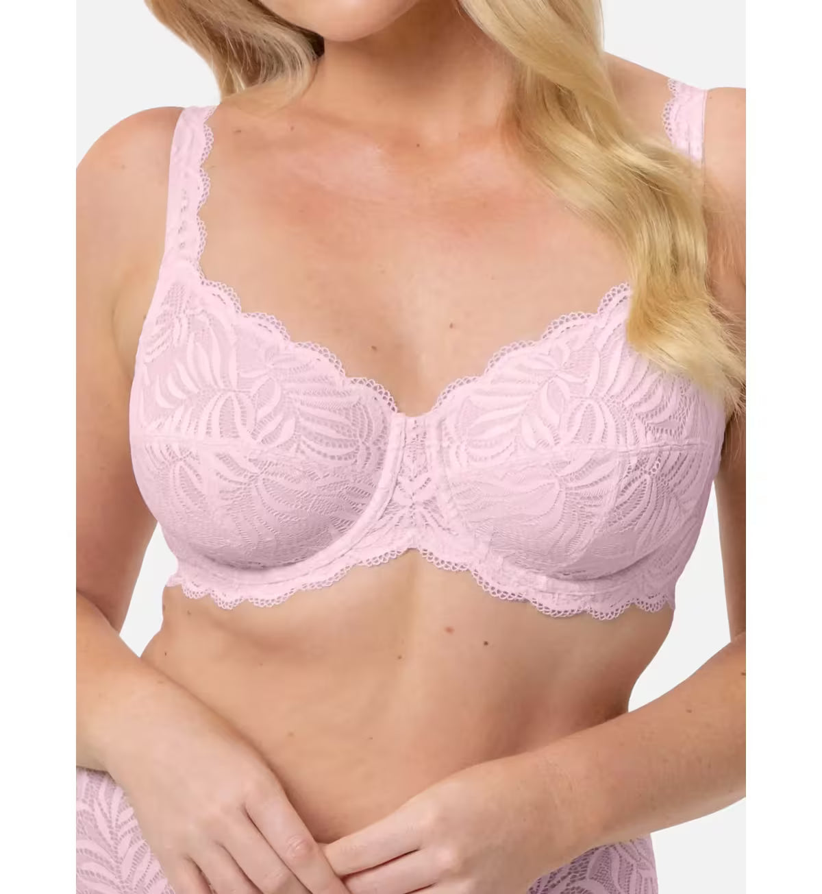 Essential Lace Balconette Bra in Pink
