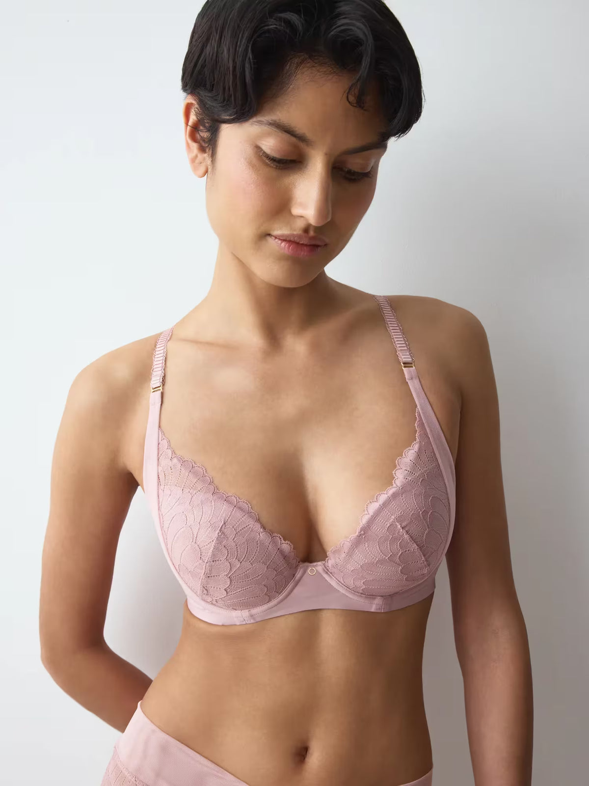 Love in Lace Wired Padded Bra in Sophia Pink