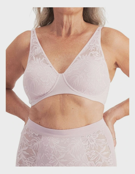 Ultralight Wirefree Bra in Peony Dream