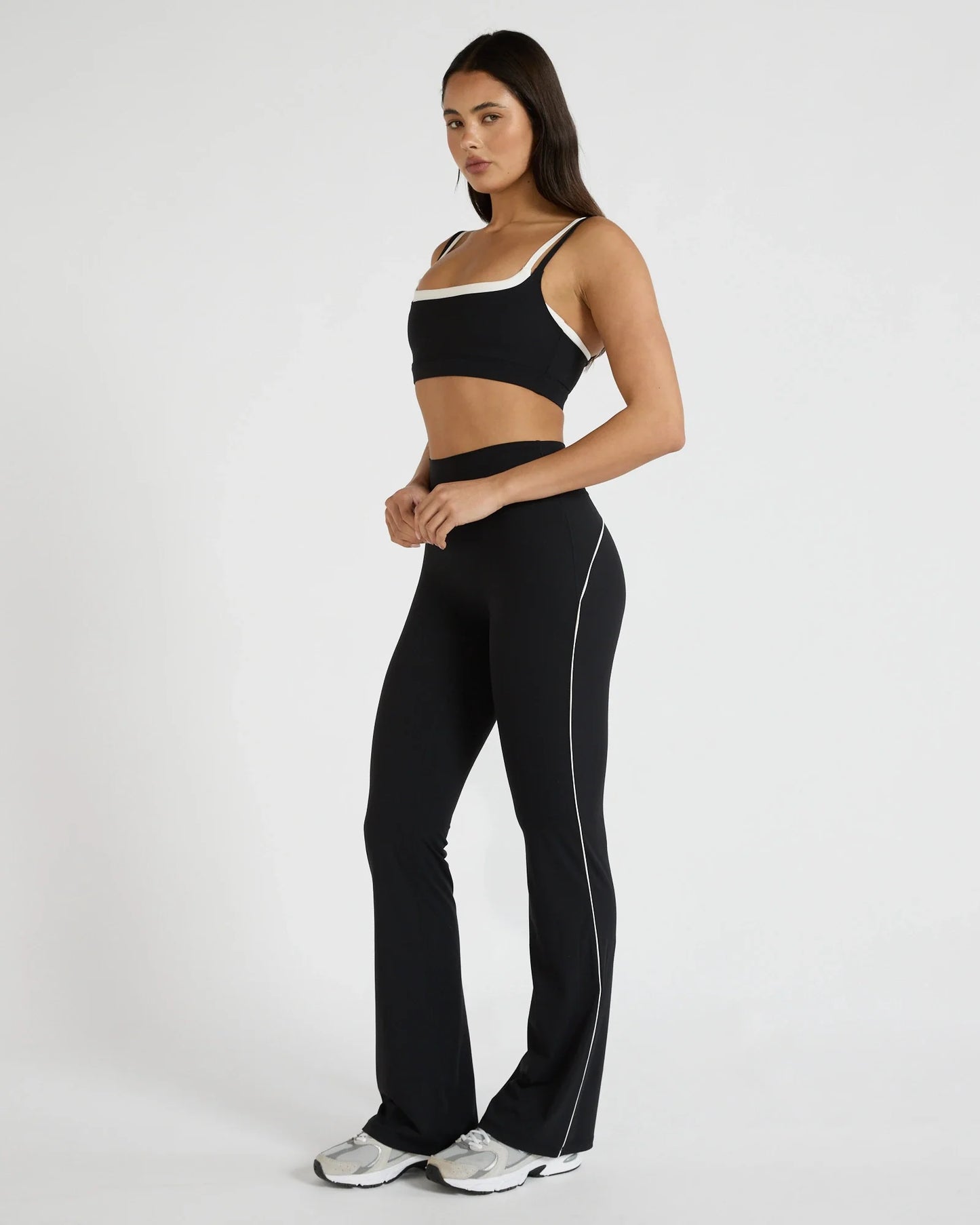 ALLFENIX CloudCore Double Layer Contrast Sports Bra