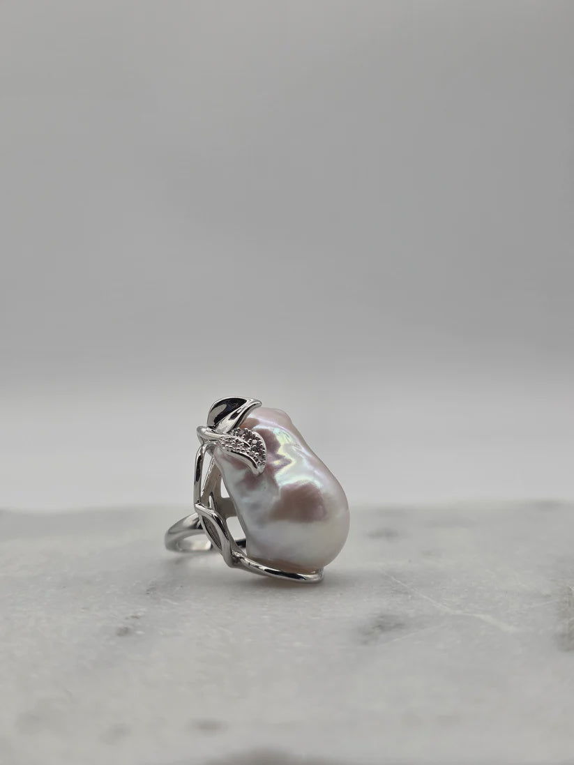 Jaspen Ring - Silver with Freshwater Baroque Pearl
