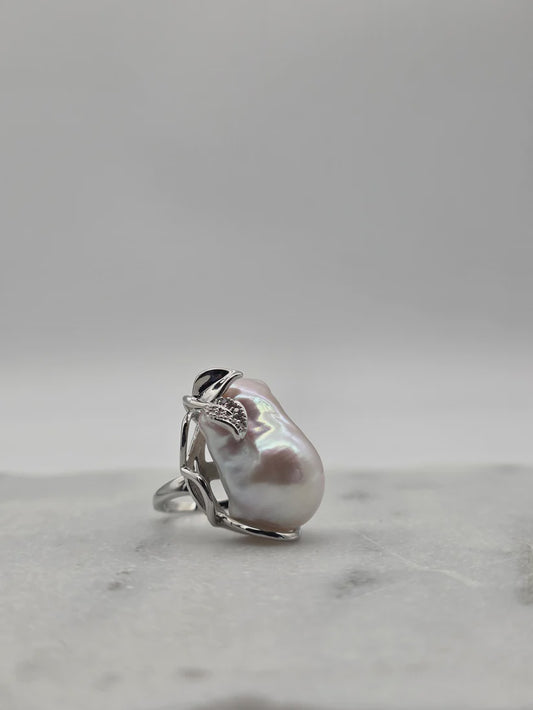 Jaspen Ring - Silver with Freshwater Baroque Pearl