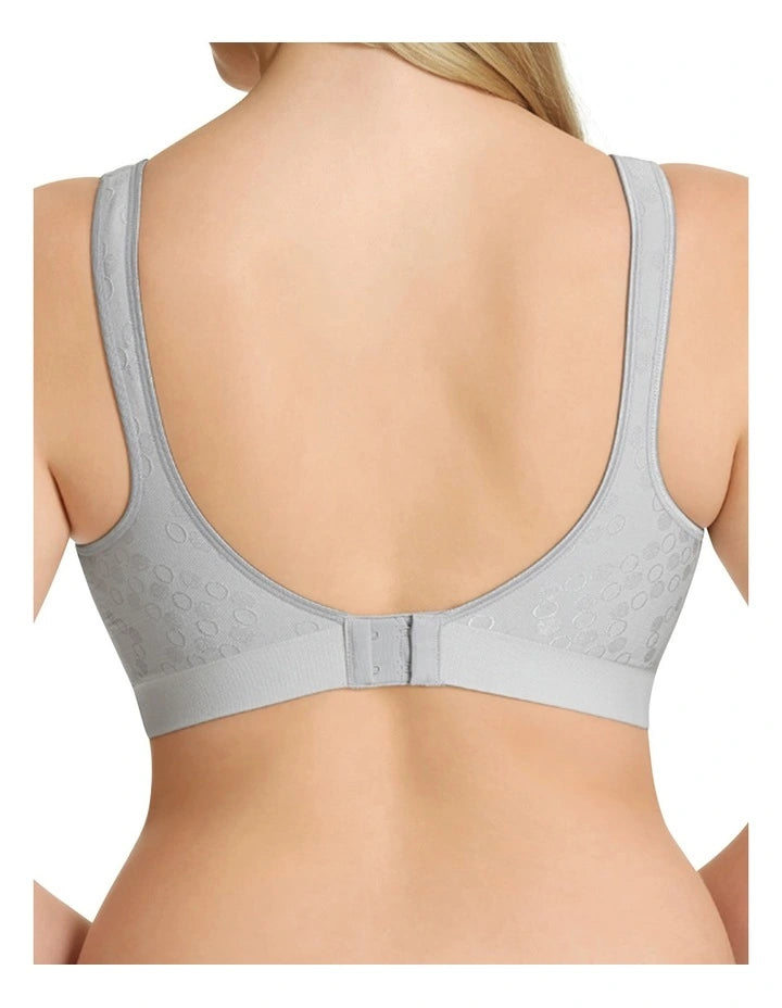 Playtex Comfort Revolution Contour Wirefree Bra