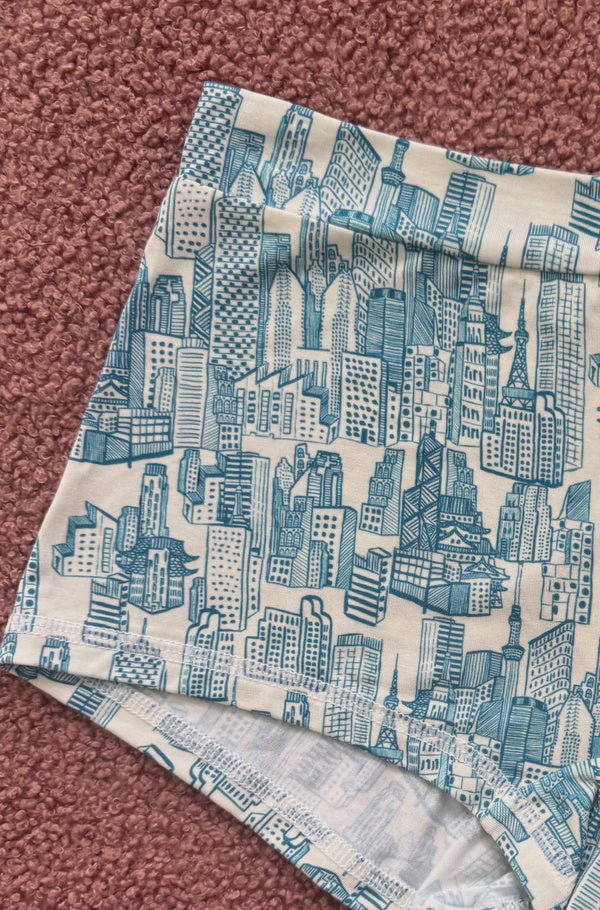 Tani Boyleg Short in City