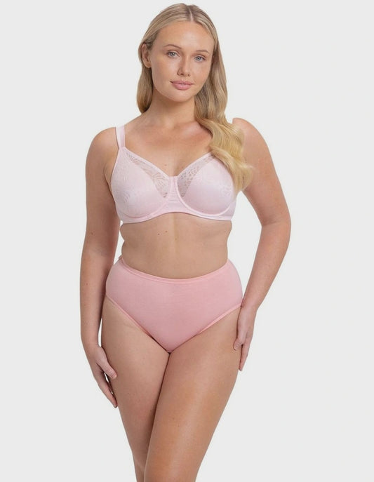 Lacy Minimiser Bra in Pink