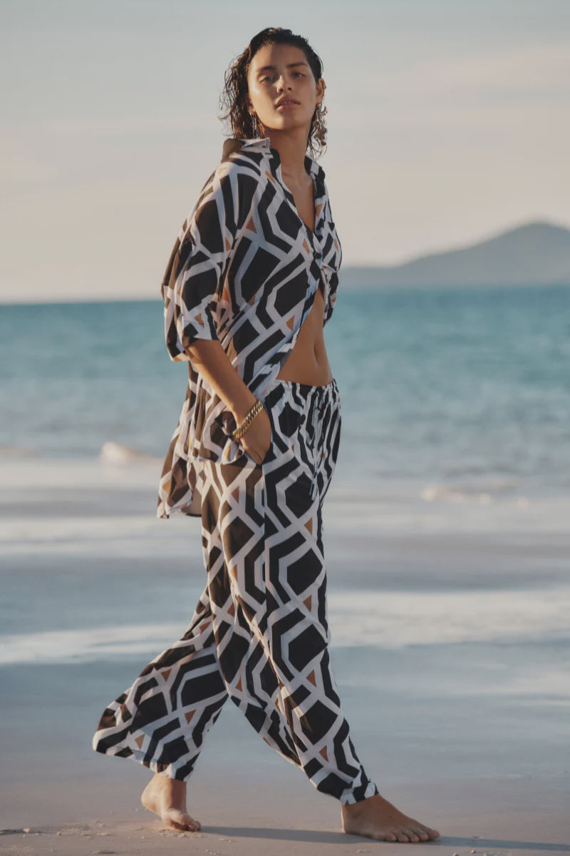 Costa Aloha Shirt in Black Print