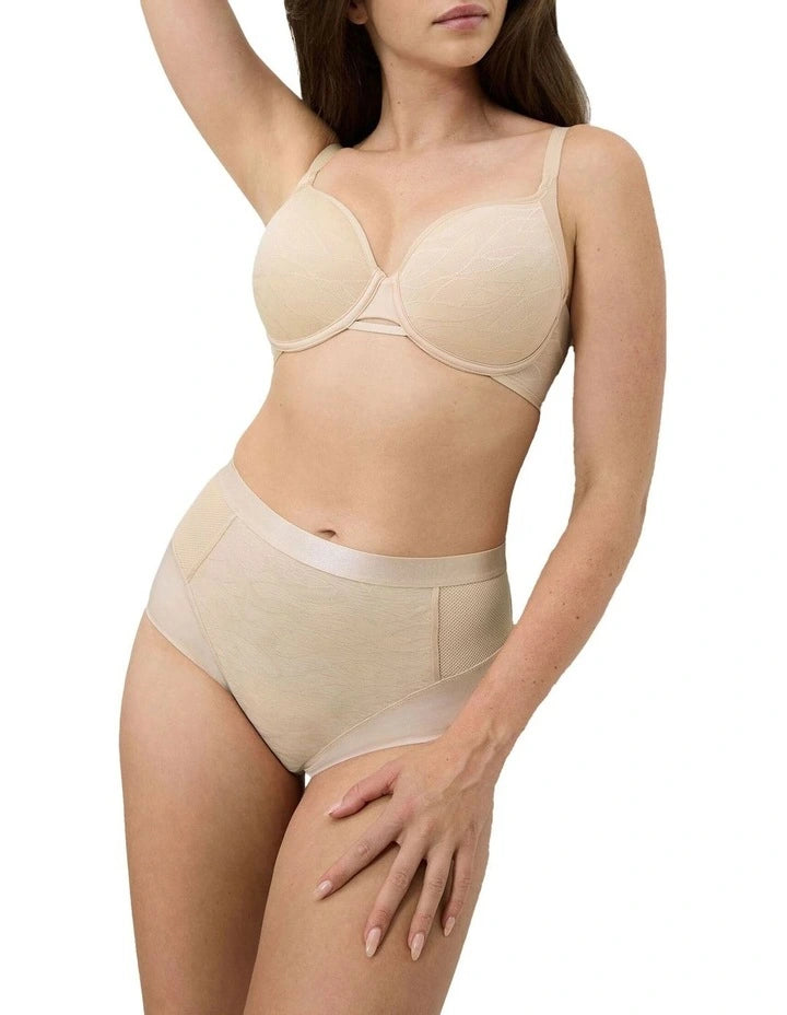 Airy Sensation T-Shirt Bra in Beige