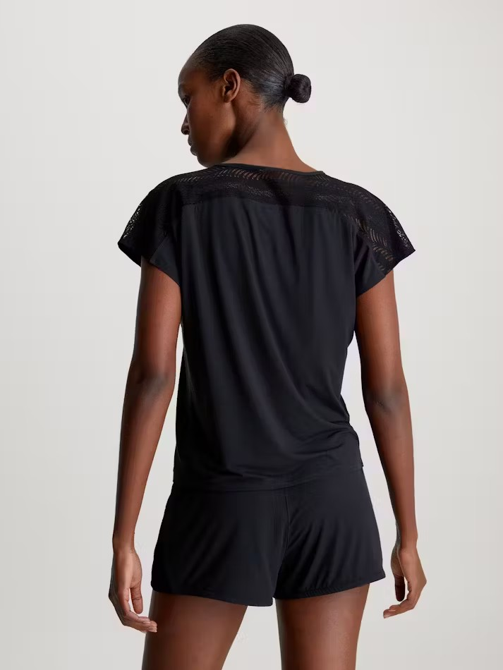 Minimalist pyjama top