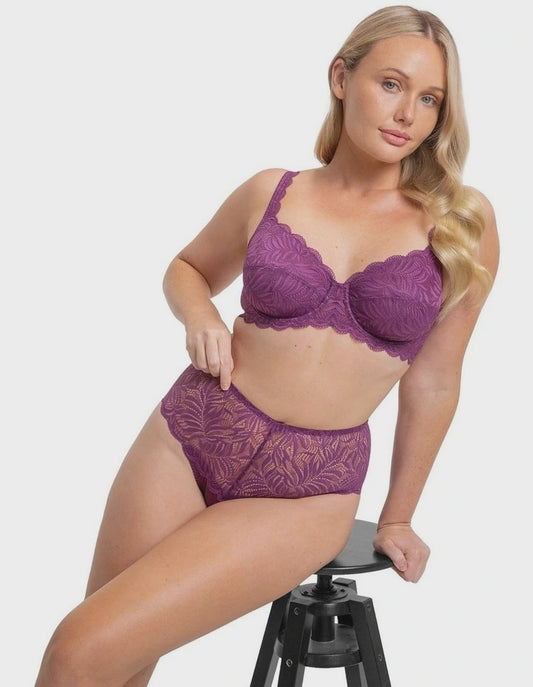 Essential Lace Balconette Bra in Flower Purple