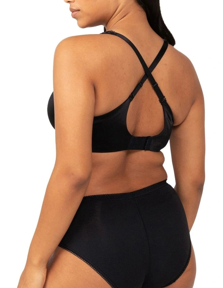 Gorgeous Silhouette in Black and Nude