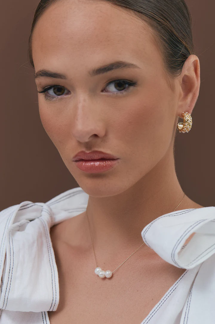 Fine Snake Pearl Panel Necklace in Gold