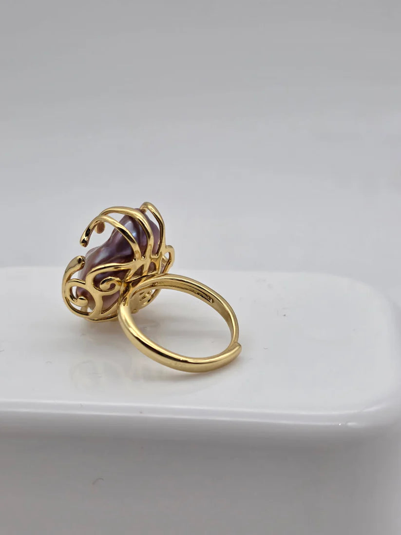 Amara Ring - 18K Gold with Freshwater Baroque Pearl