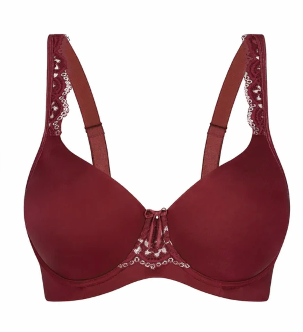 Gorgeous Silhouette in Black and Nude