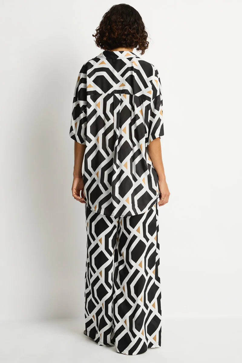 Costa Aloha Shirt in Black Print