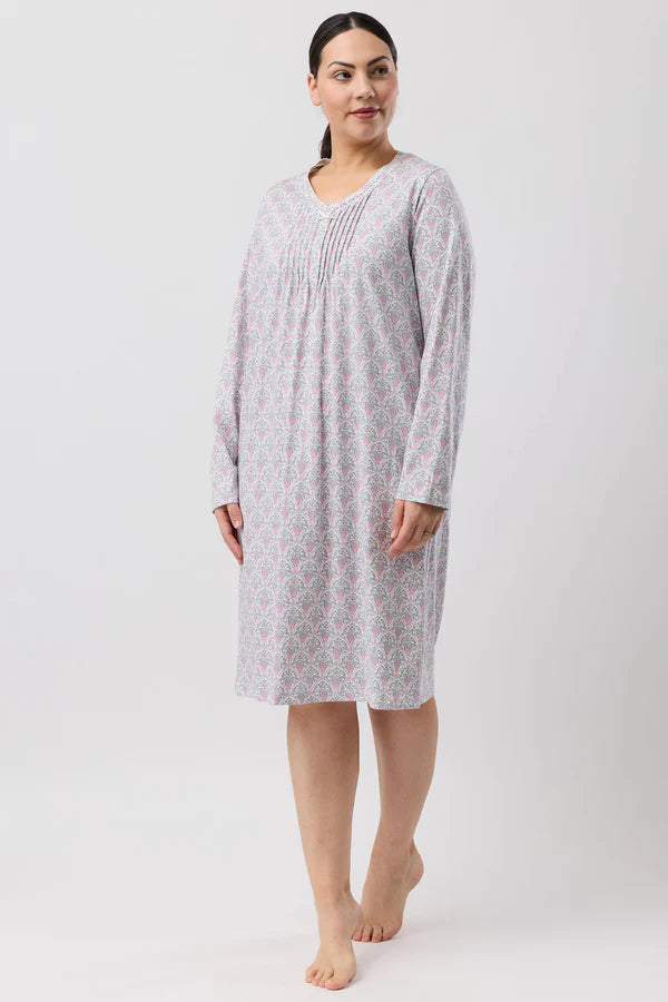 ORIENTAL CROCHET NIGHTIE