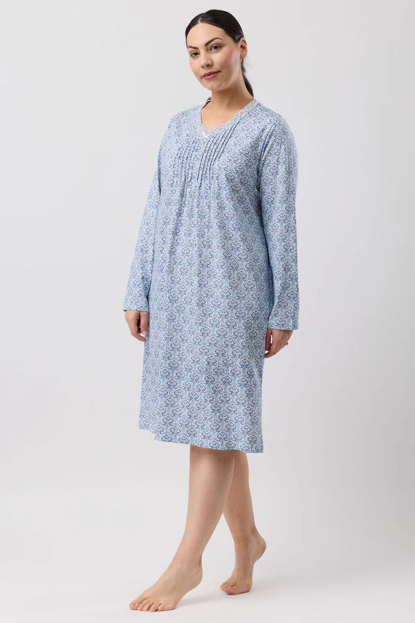 ORIENTAL CROCHET NIGHTIE