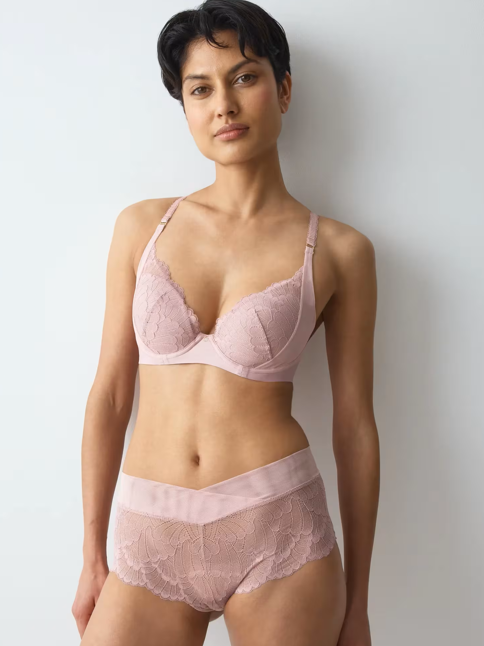 Love in Lace Wired Padded Bra in Sophia Pink