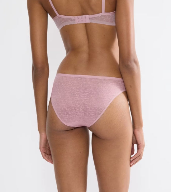 Signature Sheer Tai in Blossom Kiss