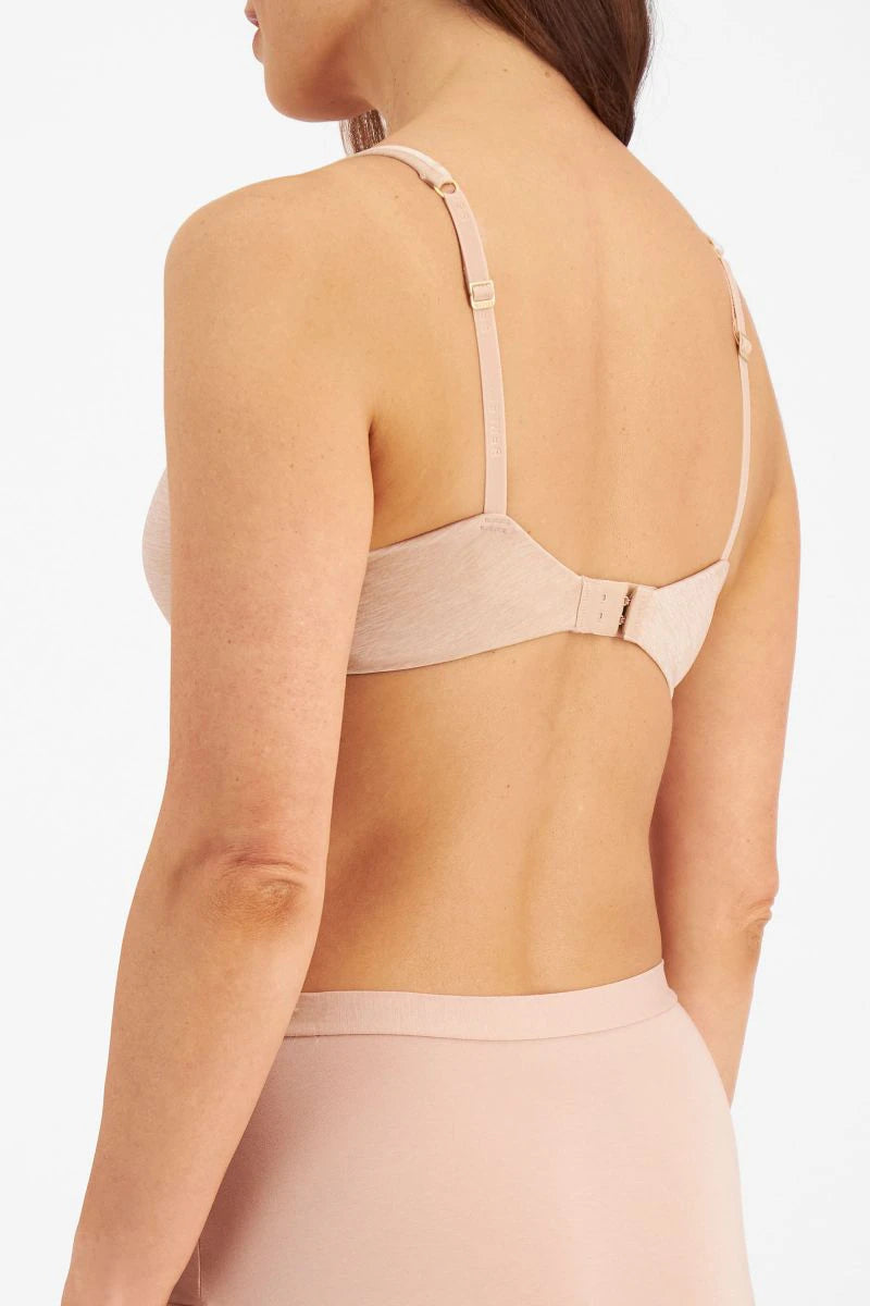 Barely There Contour Bra in Nude