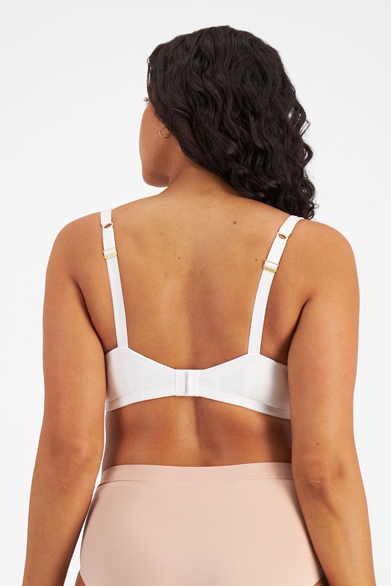 Barely There Contour Bra in White