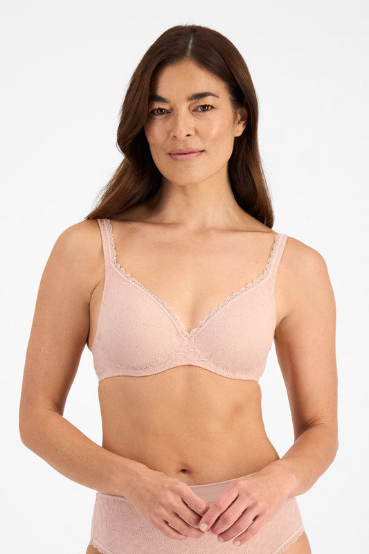 The Barely There Lace Contour Bra in Nude Lace