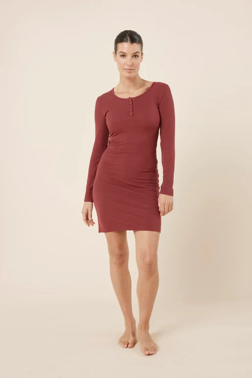 Bonnie Ribbed Long Sleeve Midi Henley Nightdress in Burgandy
