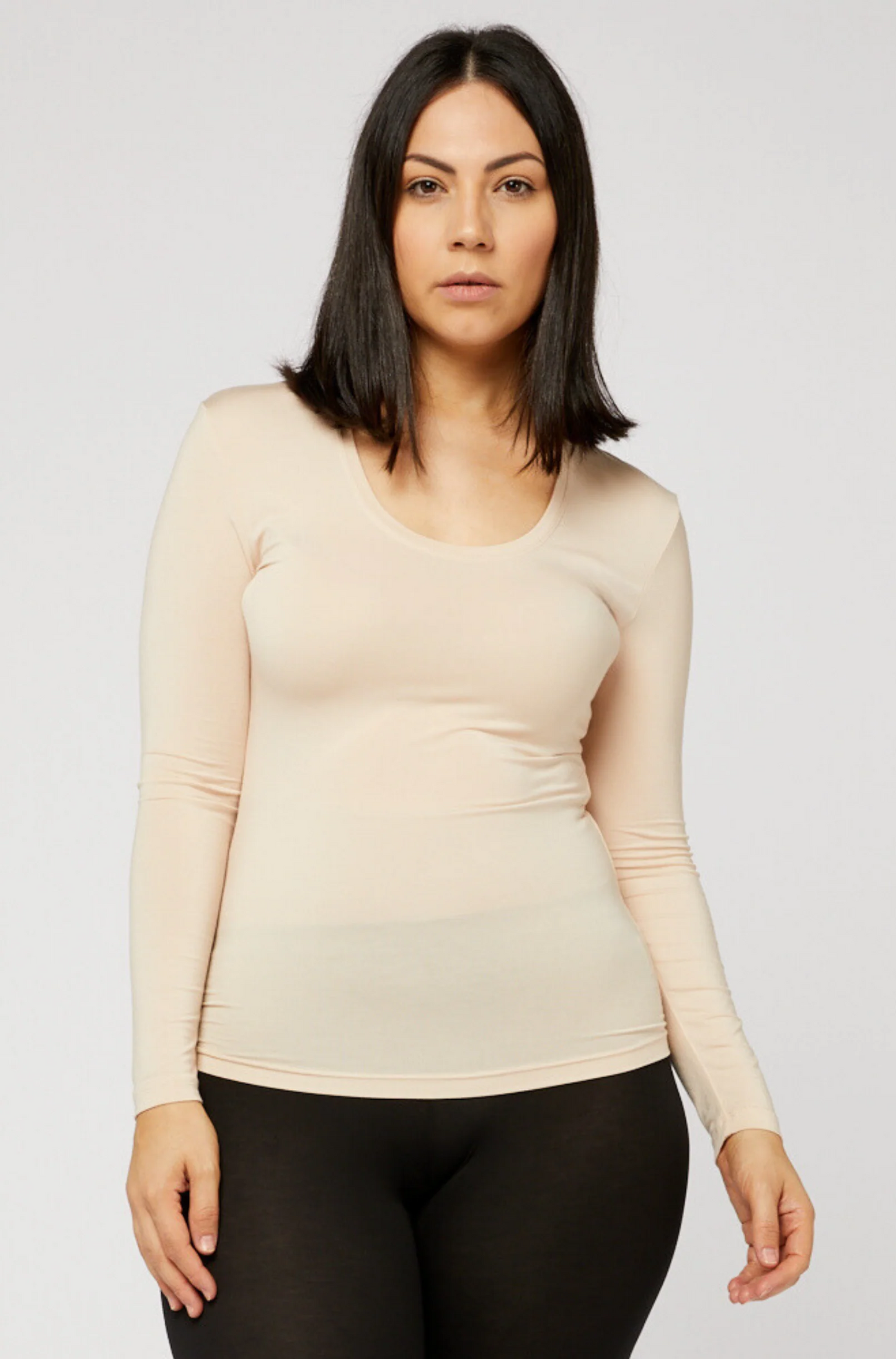 Scoop neck long sleeve