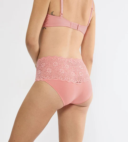 Amourette Maxi Brief in Cherry Rose