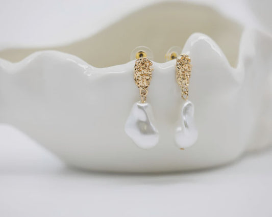 Emellia Earring - 18K Gold with Pearl Drop