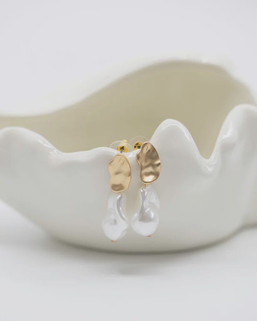 Estelle Earring - Textured Stud with Pearl Drop