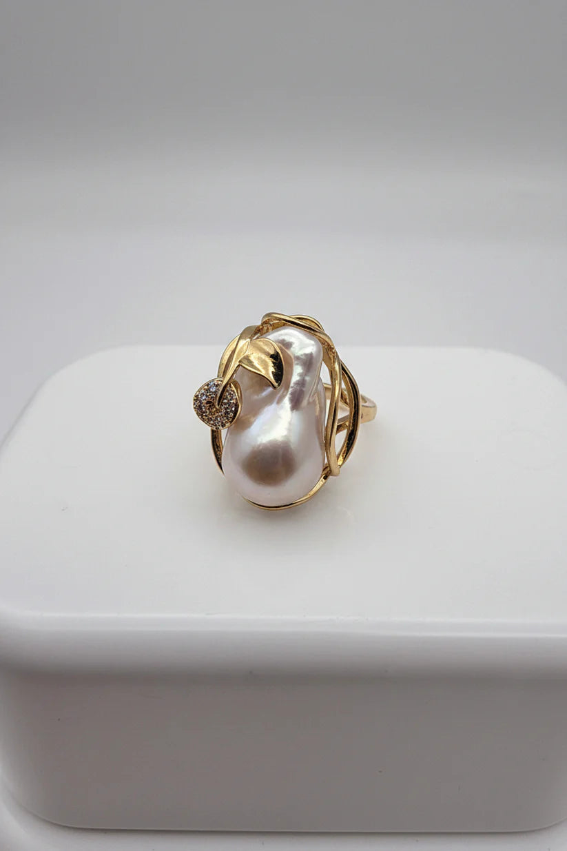 Jaspen Ring - 18K Gold with Freshwater Baroque Pearl
