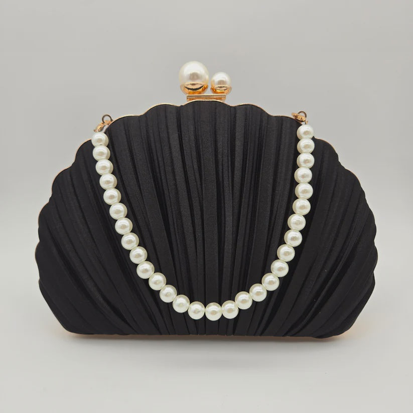 Shell Clutch - Black