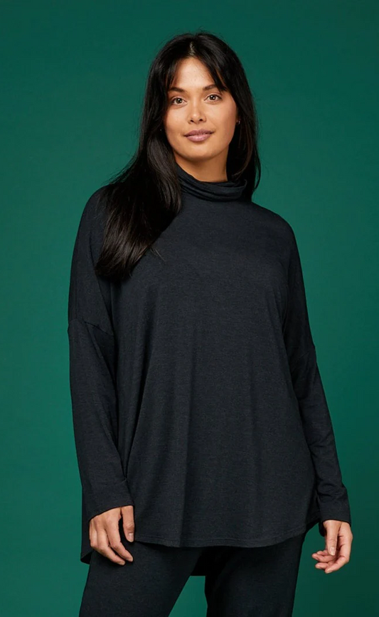 Tani Swing Turtle Neck