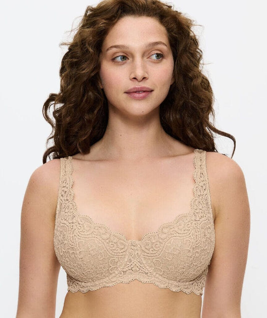 Amourette Balconette Underwire Padded Bra in Skin