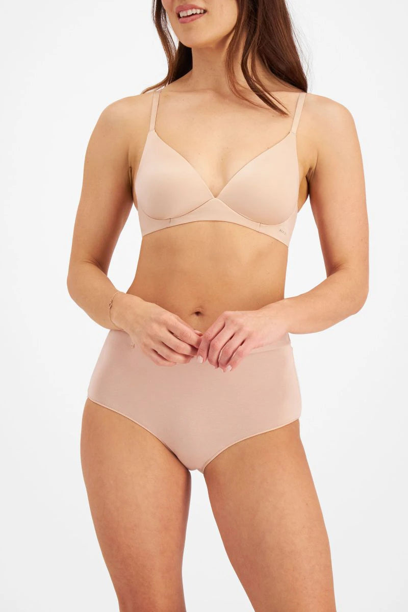 UnderState Wirefree Bra in Beige